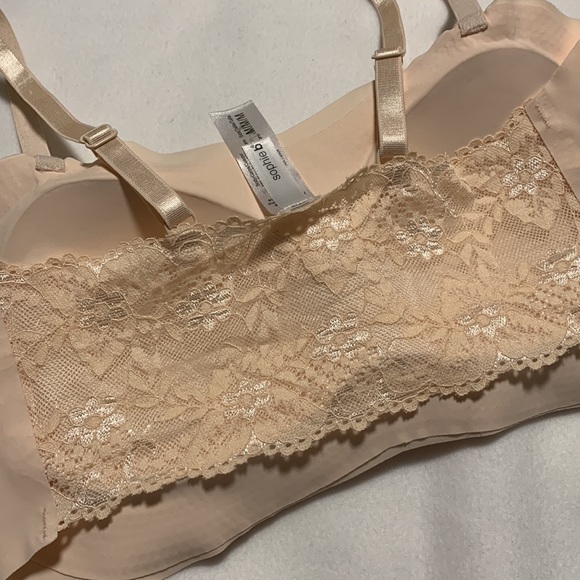 NWT Seamless Padded Bralette 34B or size M - Picture 2 of 4